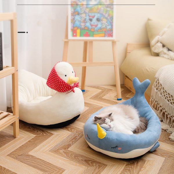 Cute Whale Pet Bed